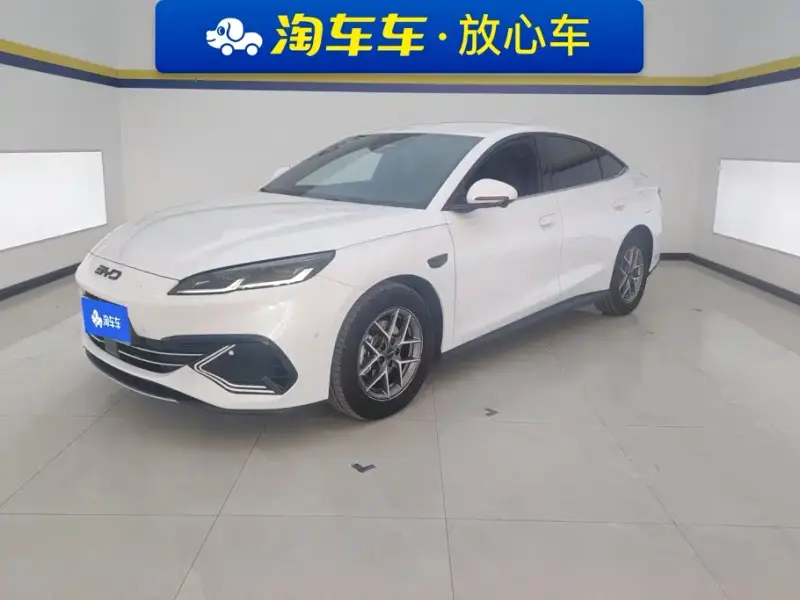 BYD 06, 2025