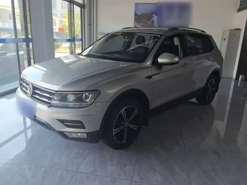 Volkswagen Tiguan L, 2020