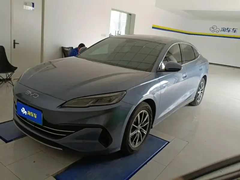 BYD 06, 2025
