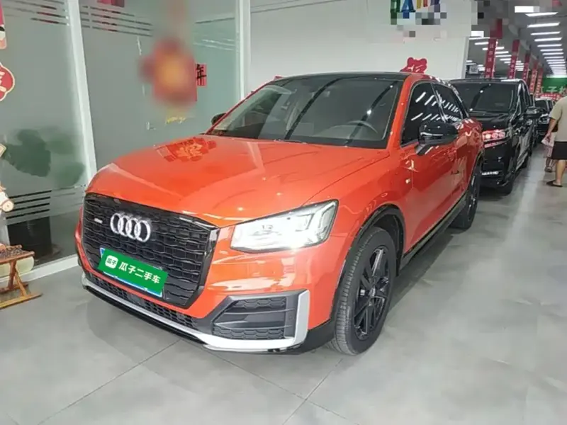 Audi Q2L, 2020
