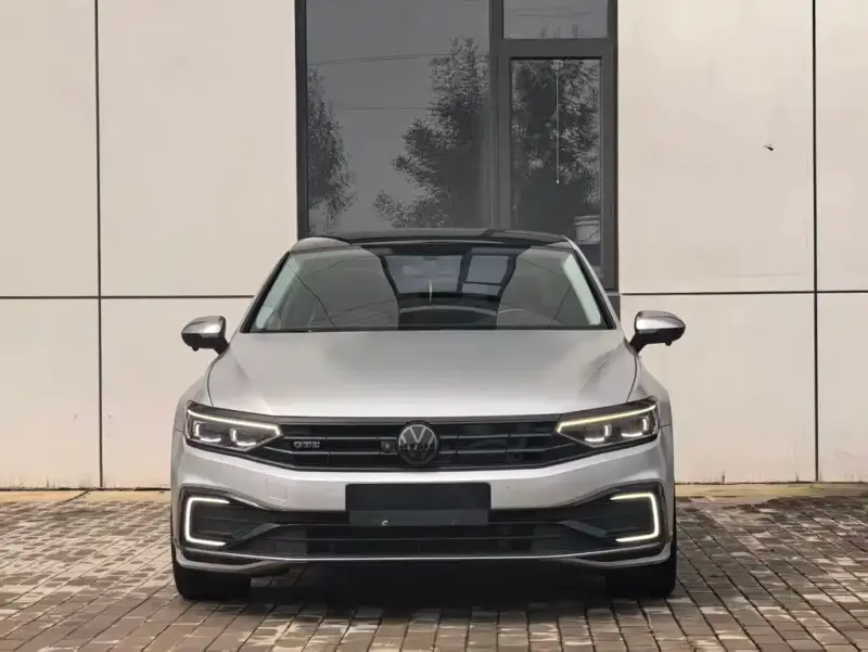 Volkswagen PHEV, 2021