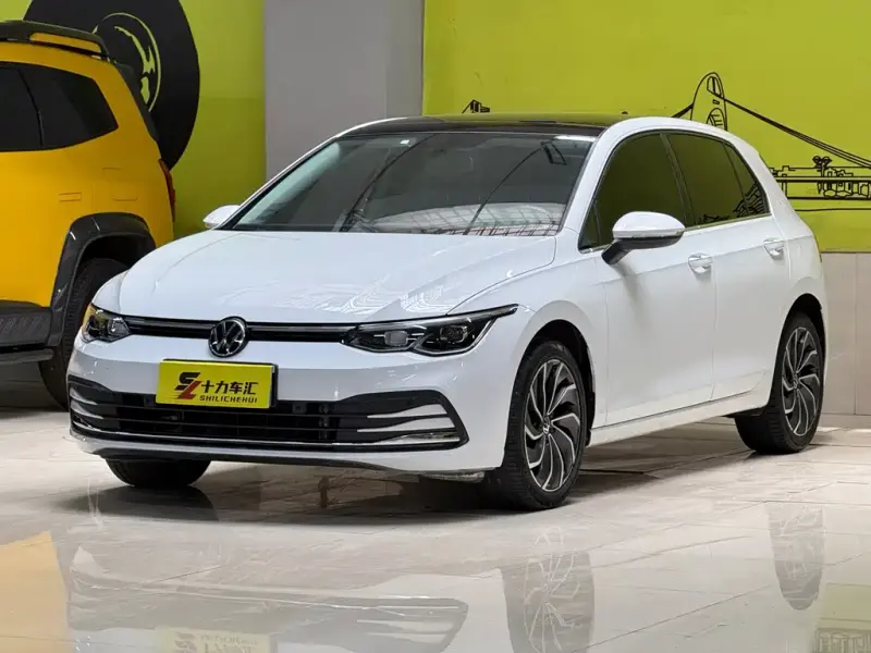 Volkswagen Golf, 2020
