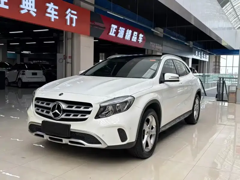 Mercedes-Benz GLA, 2020