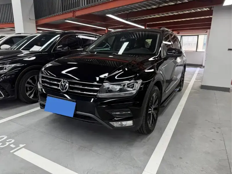 Volkswagen Tiguan L, 2020