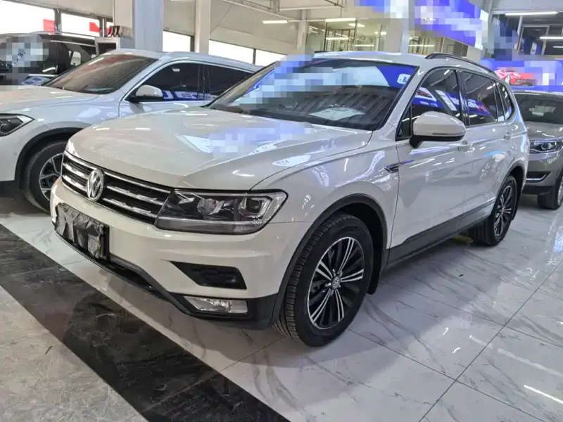 Volkswagen Tiguan L, 2020
