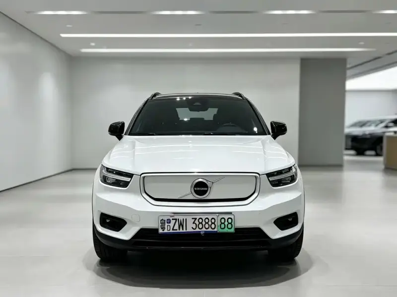 Volvo XC40 NEV, 2022