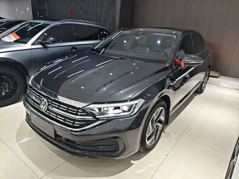 Volkswagen Sagitar, 2023