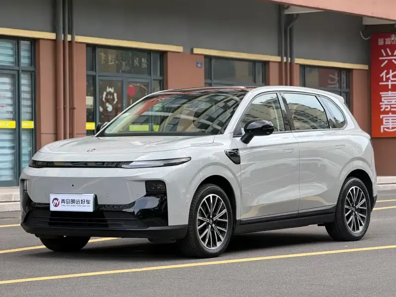 Leapmotor B10, 2025