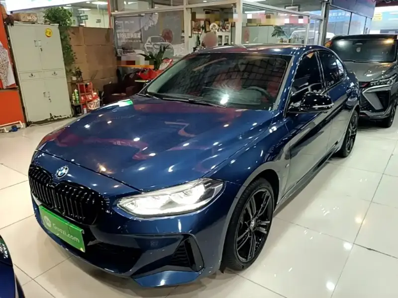 BMW 1 Series, 2022