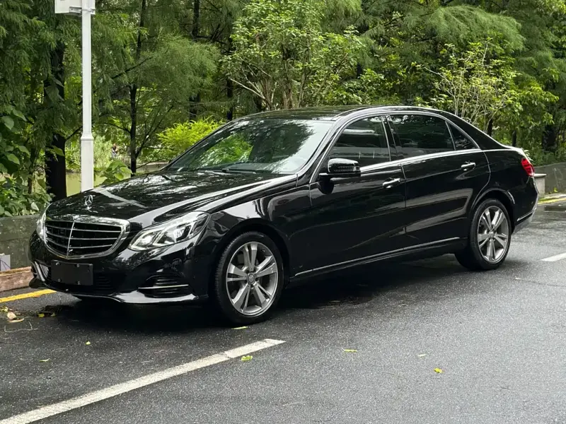 Mercedes-Benz E-Class, 2015