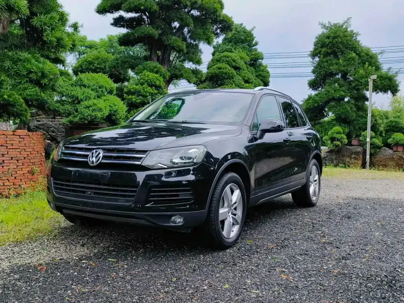 Volkswagen Touareg, 2015