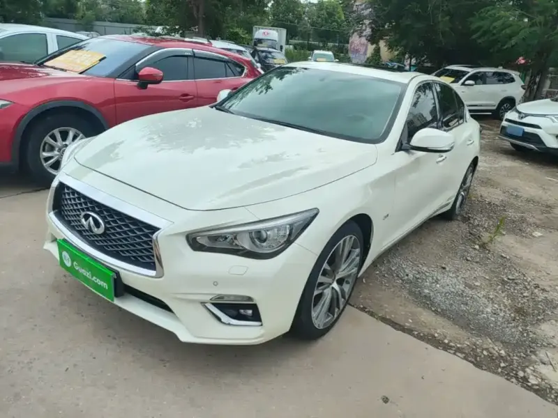 Infiniti Q50L, 2022
