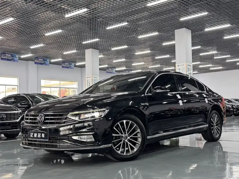 Volkswagen Magotan, 2021