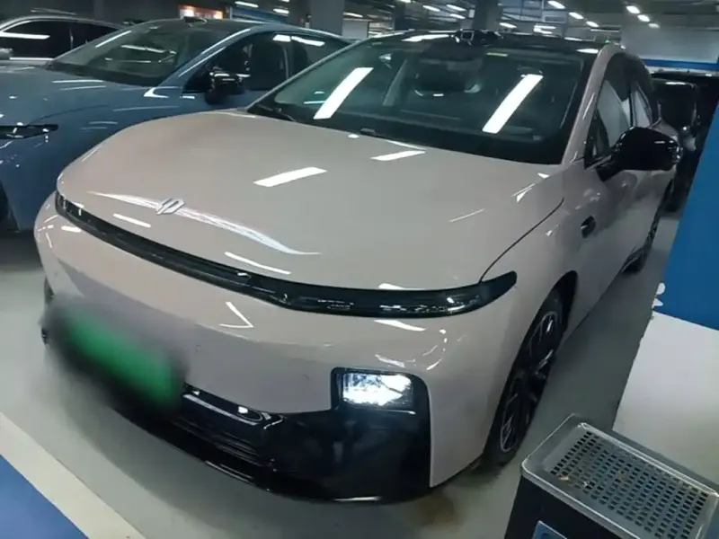 Leapmotor B01, 2025
