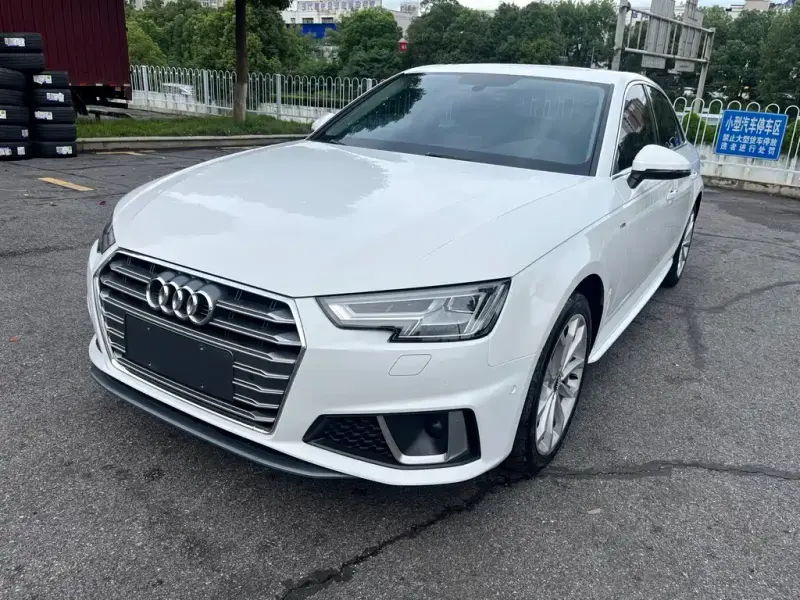 Audi A4L, 2019