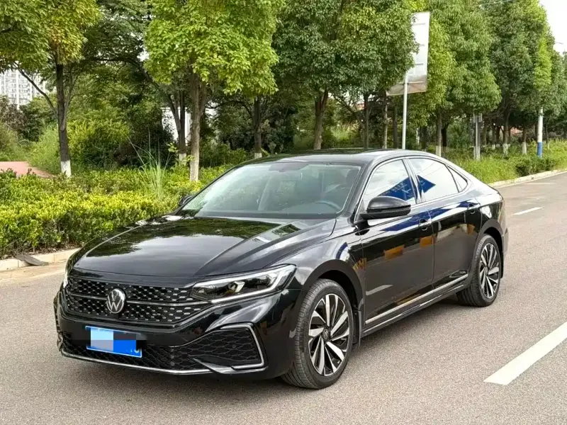 Volkswagen Passat, 2021