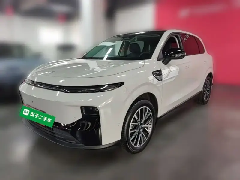 Leapmotor B10, 2025