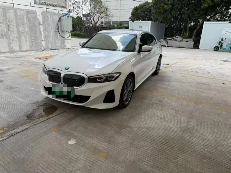 BMW i3, 2022