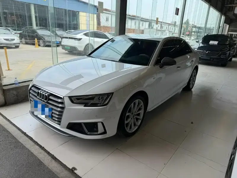 Audi A4L, 2019