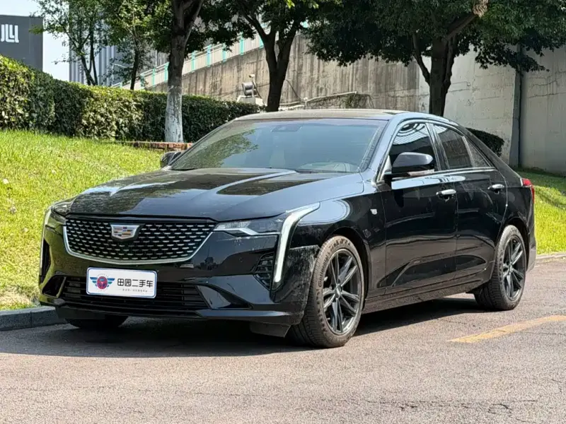 Cadillac CT4, 2022