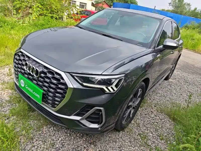 Audi Q3 Sportback, 2021