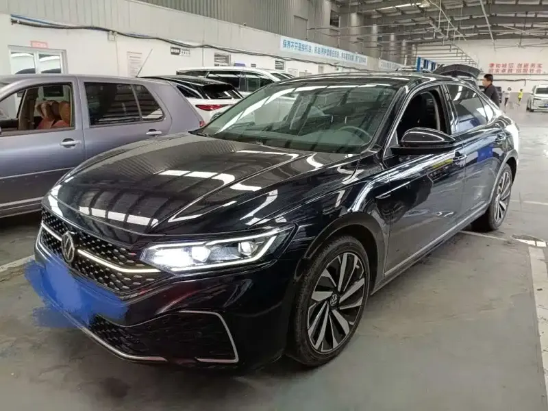 Volkswagen Passat, 2022