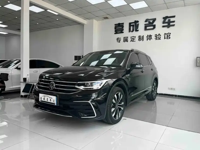 Volkswagen Tiguan L, 2021