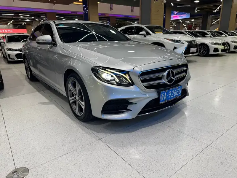 Mercedes-Benz E-Class, 2016