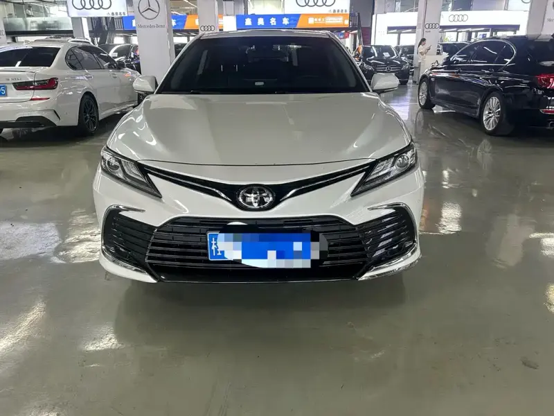 Toyota Camry, 2022