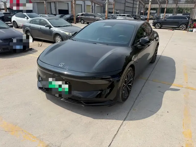 Zeekr 007, 2024