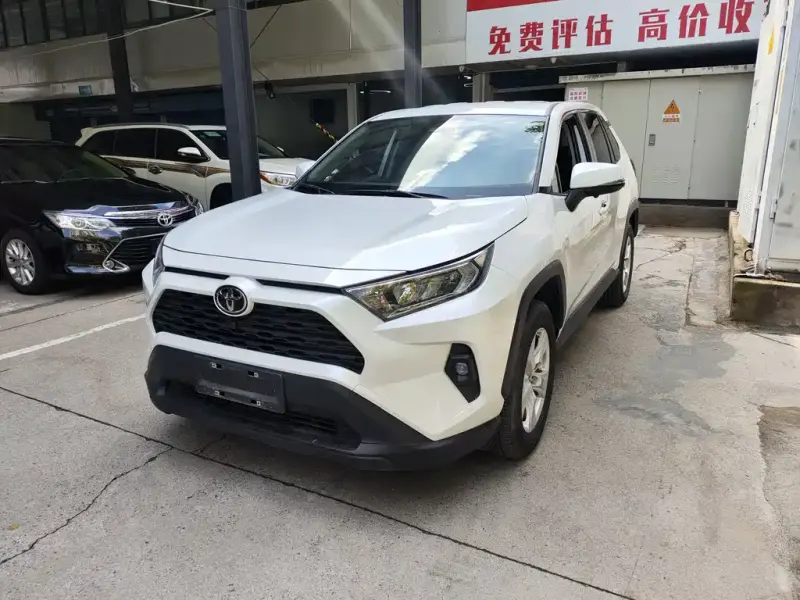 Toyota RAV4, 2024