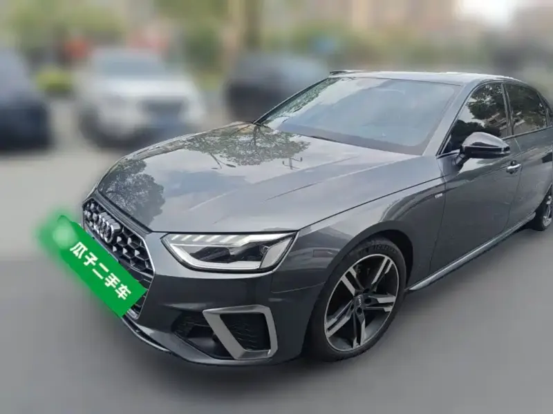 Audi A4L, 2020