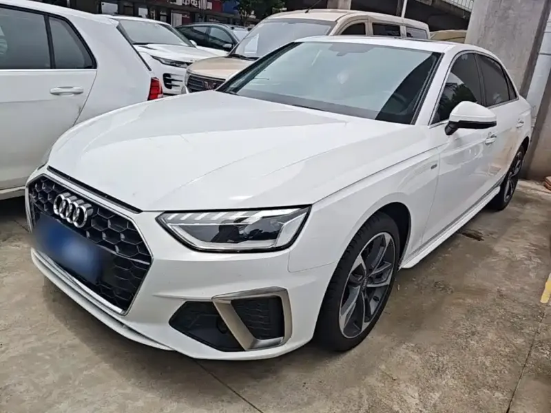 Audi A4L, 2021