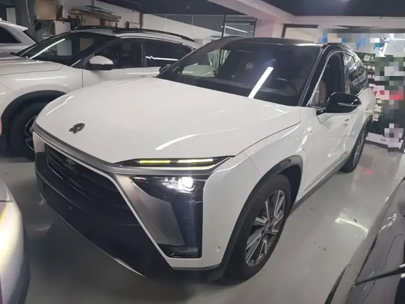NIO ES8, 2021