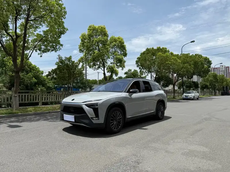 NIO ES8, 2021