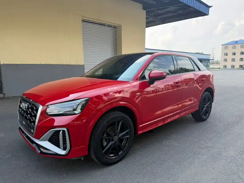 Audi Q2L, 2021