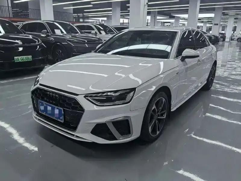 Audi A4L, 2023
