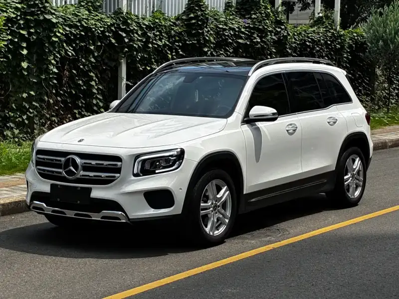 Mercedes-Benz GLB, 2022