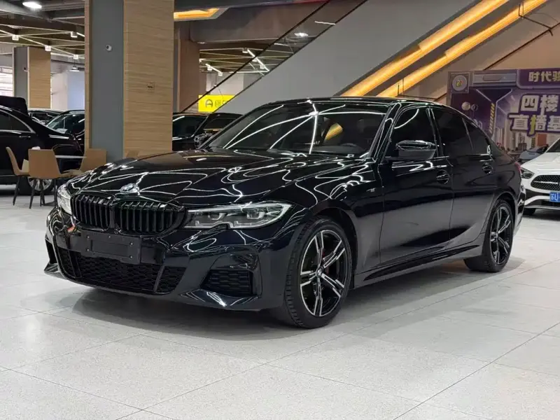 BMW 3 Series, 2021