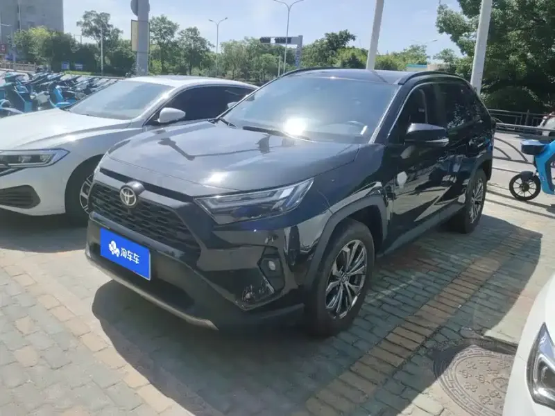 Toyota RAV4, 2024