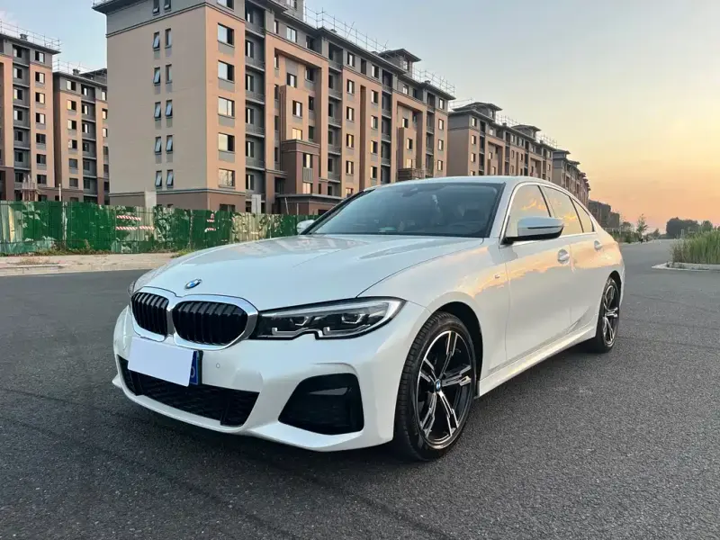 BMW 3 Series, 2021