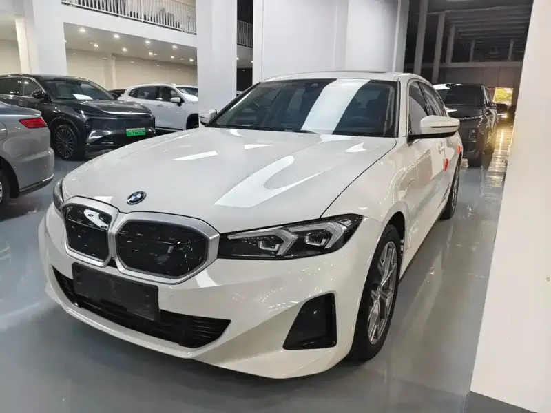 BMW i3, 2024