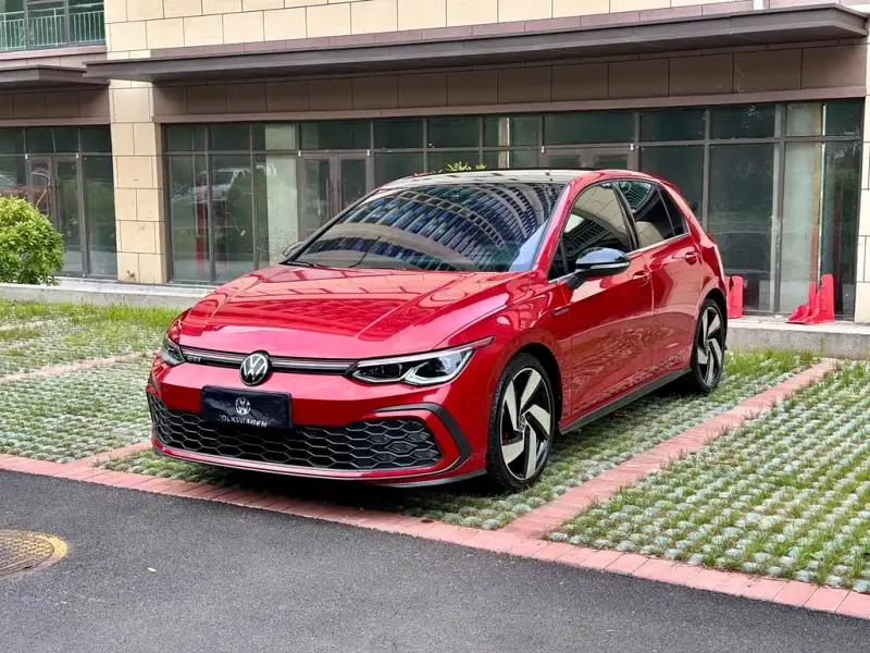 Volkswagen Golf GTI, 2022