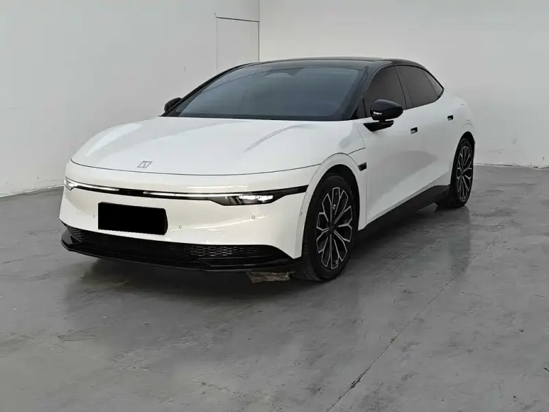 Zeekr 007, 2024