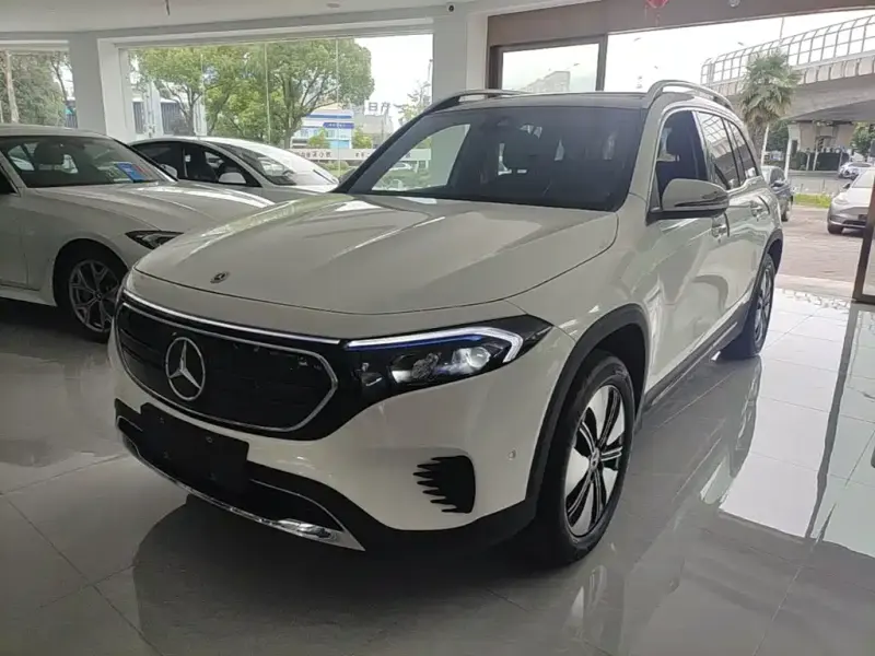 Mercedes-Benz EQB, 2023