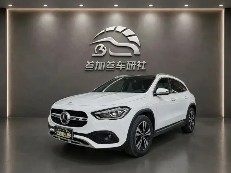 Mercedes-Benz GLA, 2021