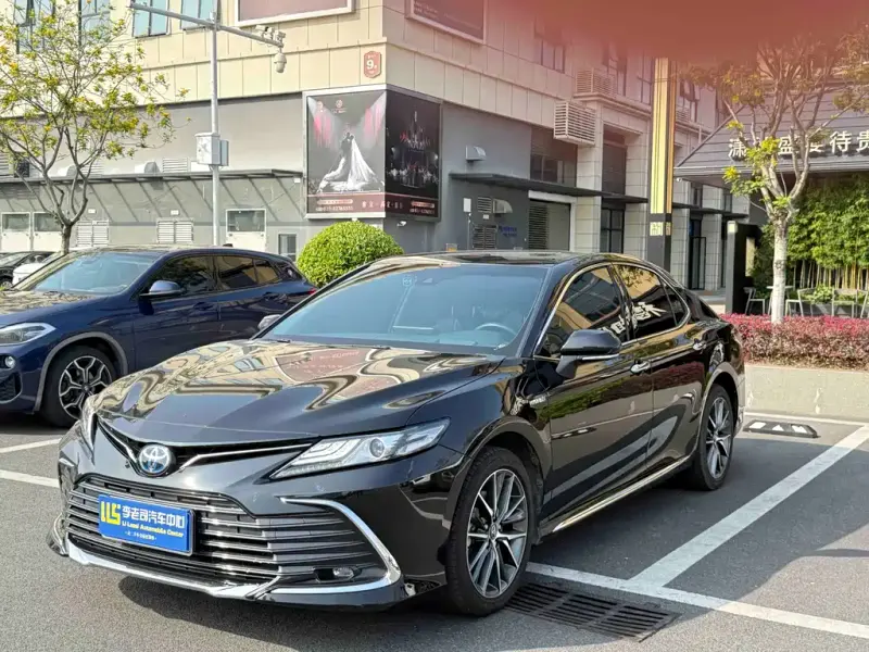 Toyota Camry, 2023