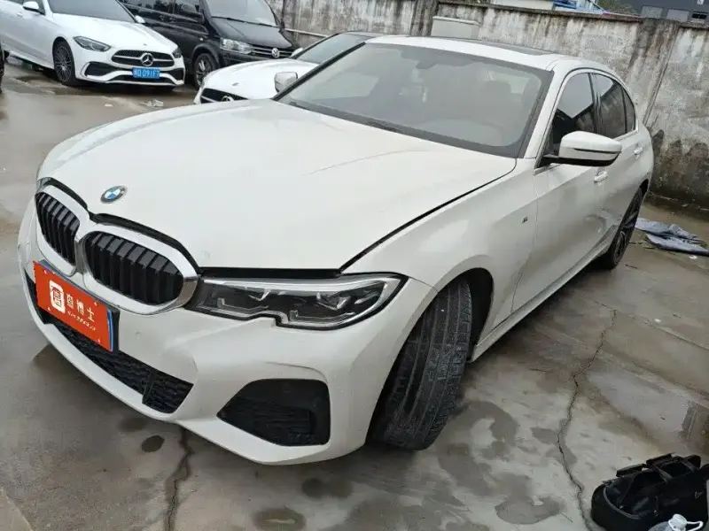 BMW 3 Series, 2022