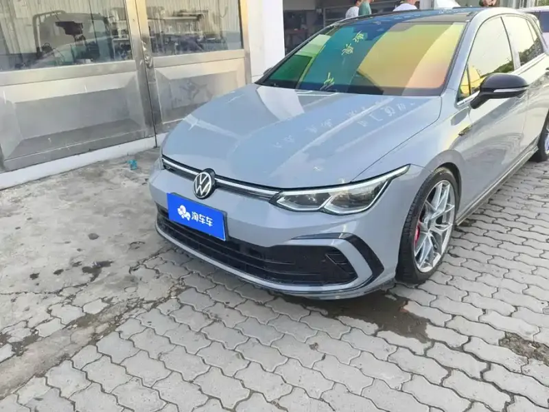Volkswagen Golf, 2023