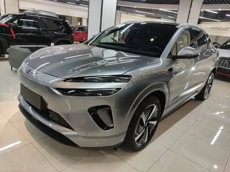 BYD 06, 2025